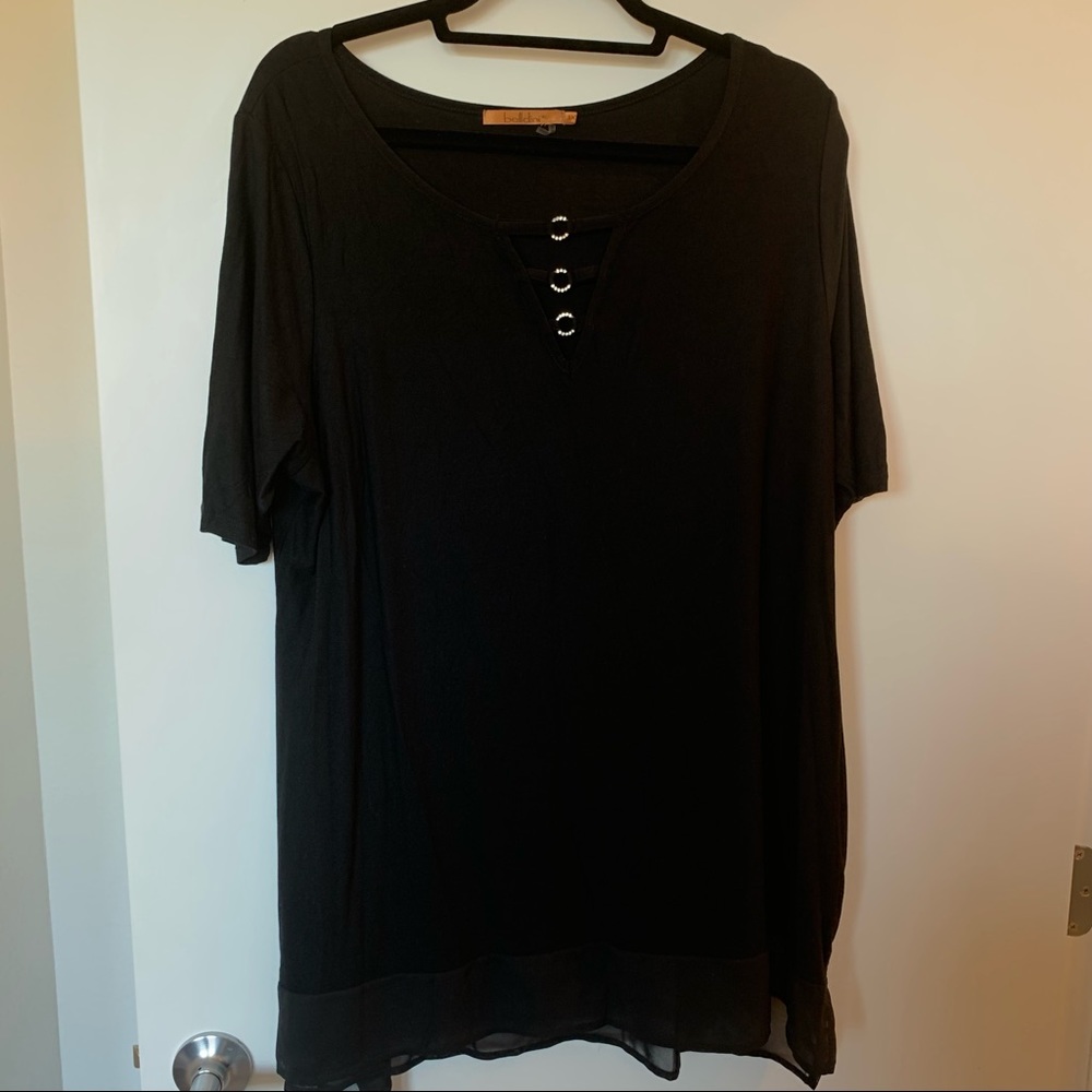 Womens Plus Size Belldini Black T-shirt Blouse 1X